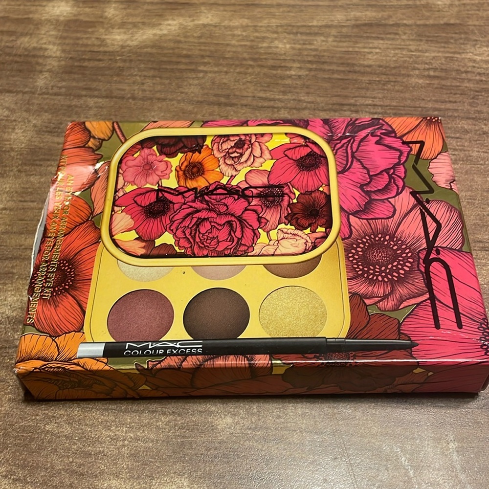 MAC An Eye For Arrangements Eye Kit